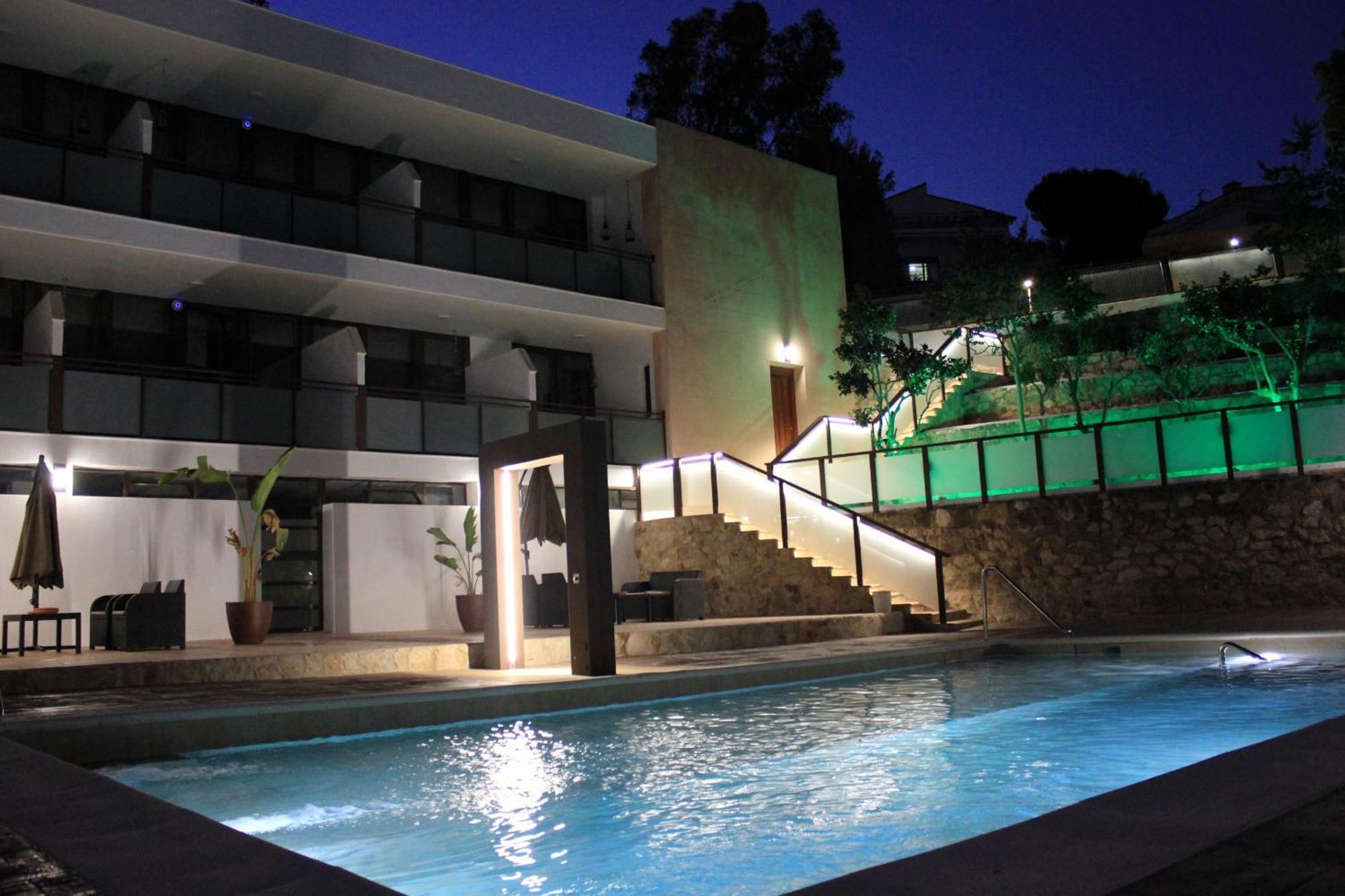 Apartamentos El Mirador Cordova Esterno foto