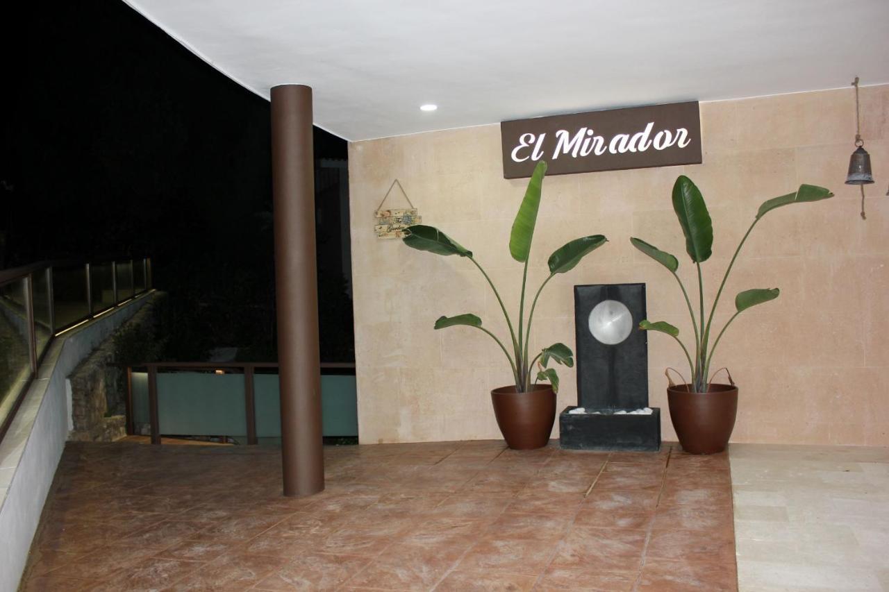Apartamentos El Mirador Cordova Esterno foto